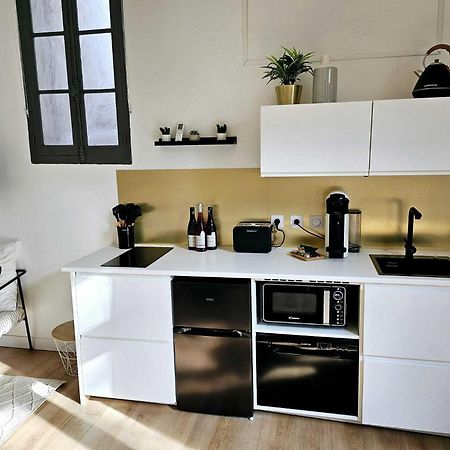 La Maison Grivolas Appartements Et Maison D'Hotes Avignon Exterior foto