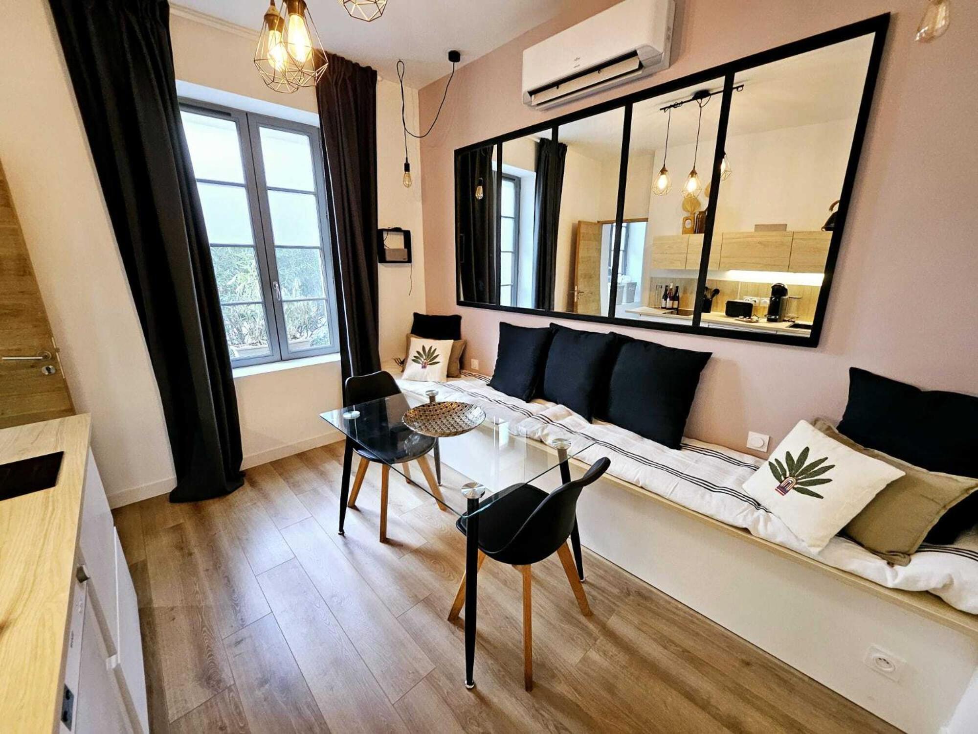 La Maison Grivolas Appartements Et Maison D'Hotes Avignon Exterior foto