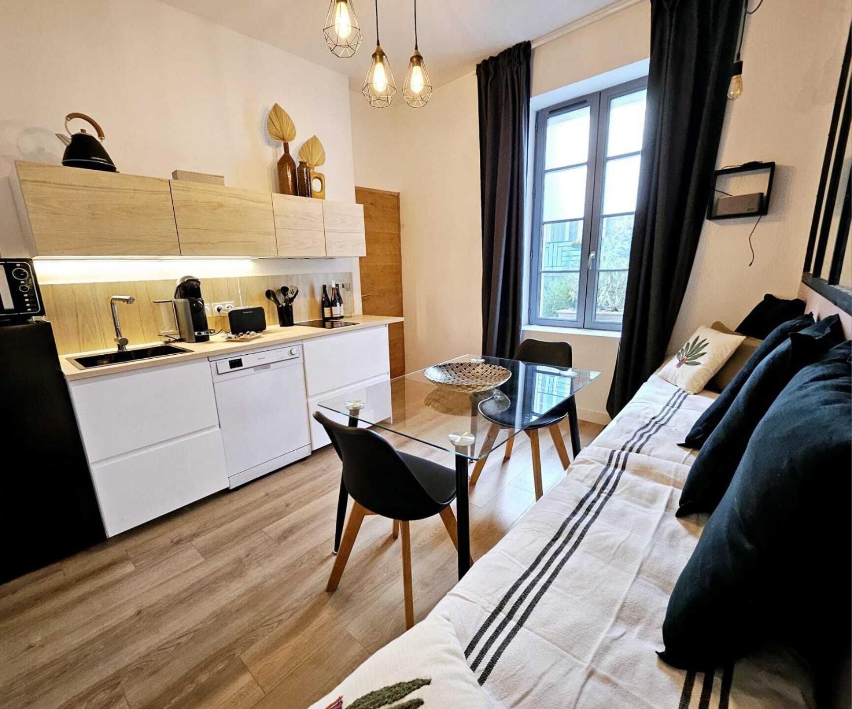 La Maison Grivolas Appartements Et Maison D'Hotes Avignon Zimmer foto